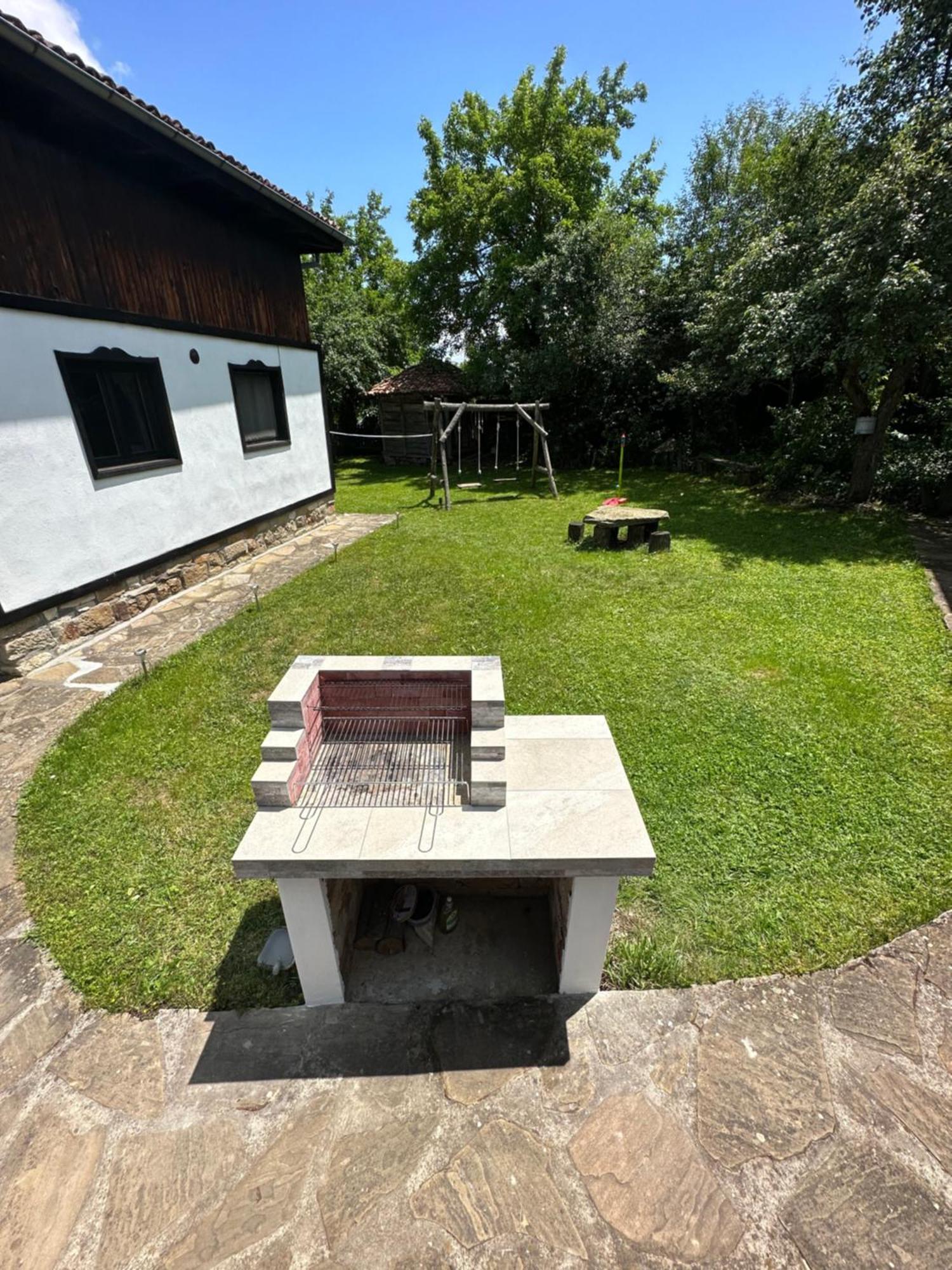 Lavender And Poppy Cottages Bebrovo Екстериор снимка
